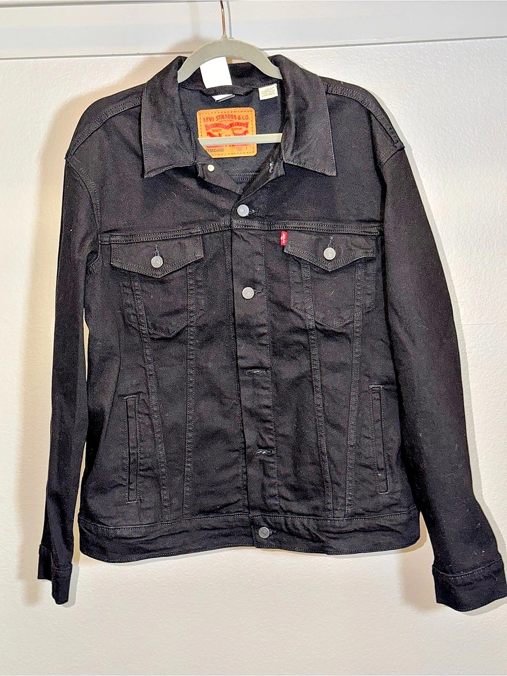 Levi's Water<Less Trucker Jacket Black Denim Jacket Size Large Like New